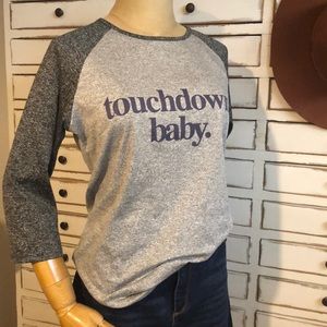 Three quarter baseball tee.